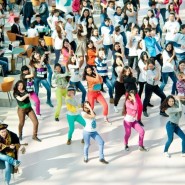 Танцевальный флешмоб «Уфа — самый танцевальный город России» фотографии