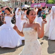 Праздник «Парад невест» фотографии