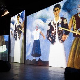 Мультимедийная выставка «Фрида Кало — Ожившие полотна».