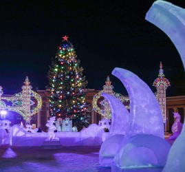 Открытие новогоднего городка в Уфе 2025