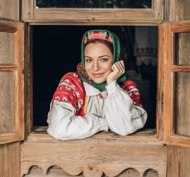 Выставка «Истоки национальной красоты»