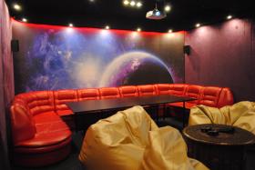 Интерьер ресторана Кино-кафе «Lounge 3D cinema»