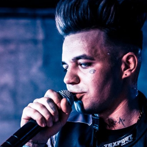 Эджей ли. Aj lee. Эджей ли. Навин чоудхри. Wwe aj.