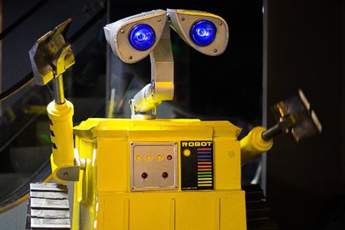 Выставка роботов и трансформеров